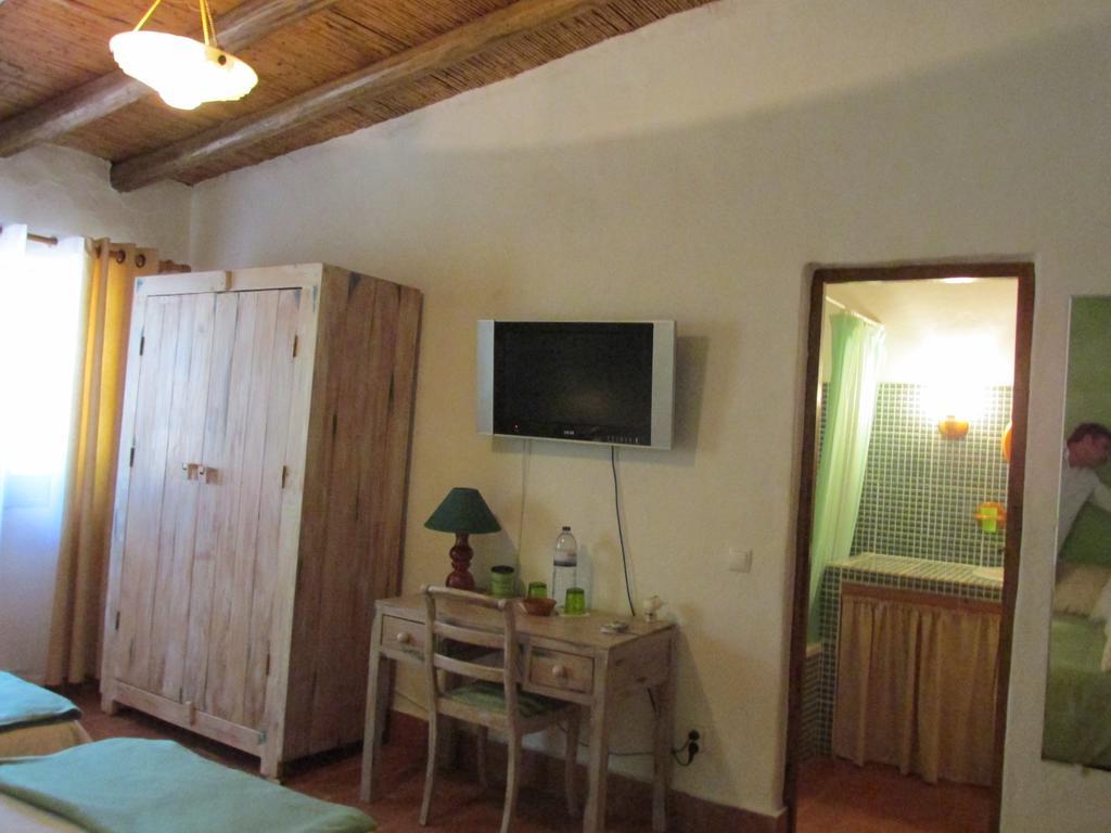 Quinta Dos Valados Bed & Breakfast Querenca Dış mekan fotoğraf